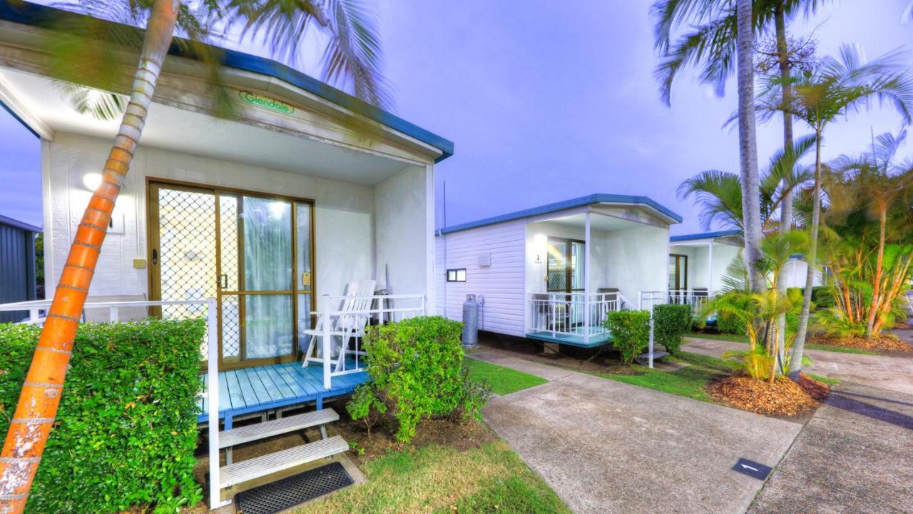 Alex Beach Cabins And Tourist Park Александра-Хедленд Номер фото